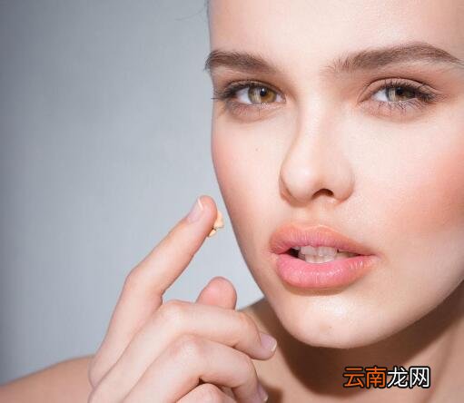 肤色不均用什么化妆品