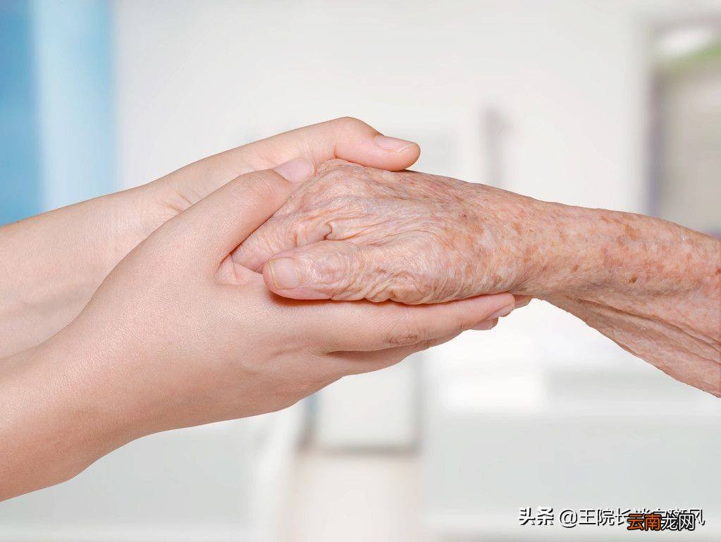 三个方法还你“干净” 如何去老年斑