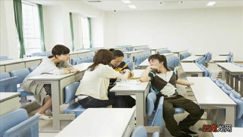 什么是当代大学生