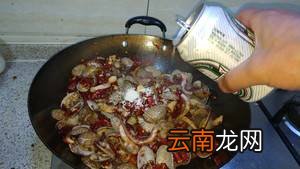 鱿鱼花甲怎么炒好吃
