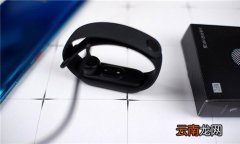 小米手环5nfc和5的区别