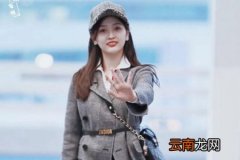 一根腰带让外套穿出亮点，女人轻松化身时髦精