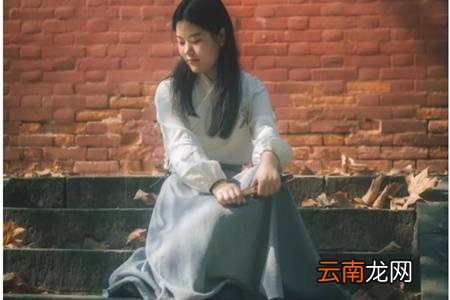 女生外出穿搭的汉服款式图片，充满女人味的汉服合辑